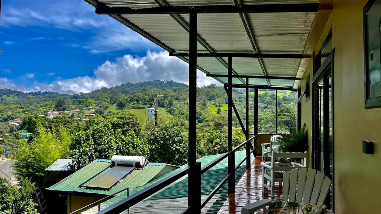 Freddy'S Place B&B Monteverde Exterior photo